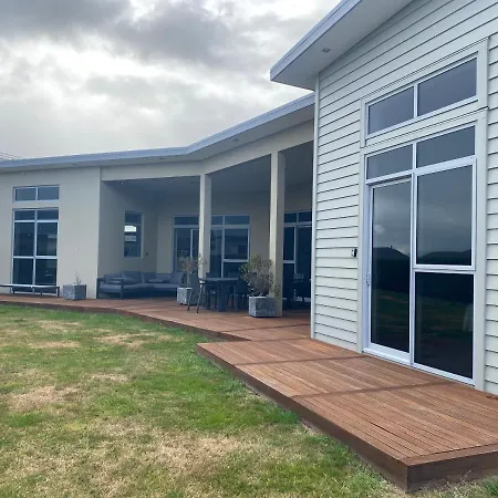 Luxury On Howden Te Anau Exterior photo